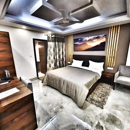 Hotel Aerocity Purple Orchid Nové Dillí Exteriér fotografie