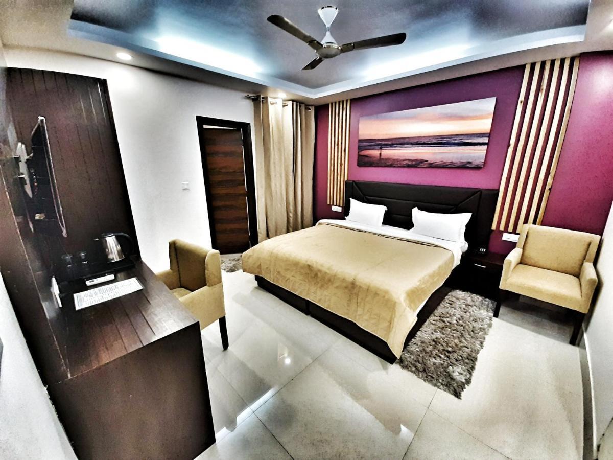 Hotel Aerocity Purple Orchid Nové Dillí Exteriér fotografie